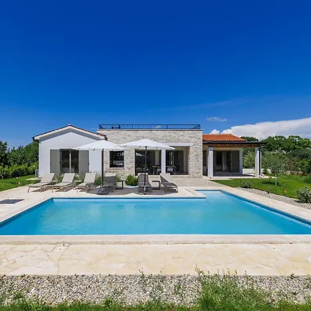 Juventa By Interhome * Krmed