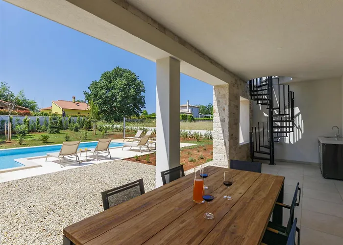Juventa By Interhome Krmed